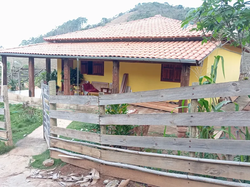 Chácara com uma Casa Excelente 5